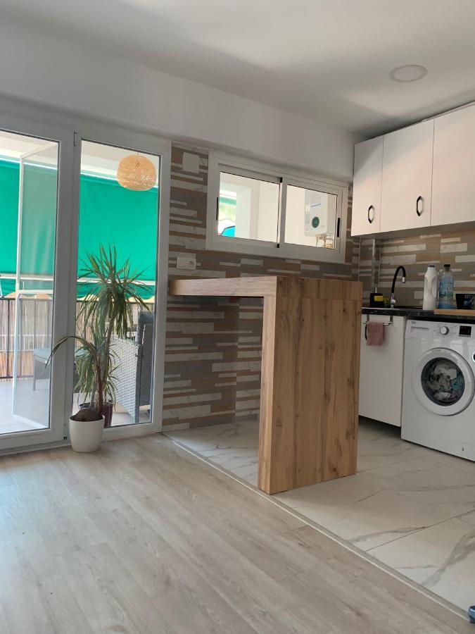 Sunny 3 Bed Beach Flat - Large Terrace With Sea View Puerto de Sagunto Exterior photo